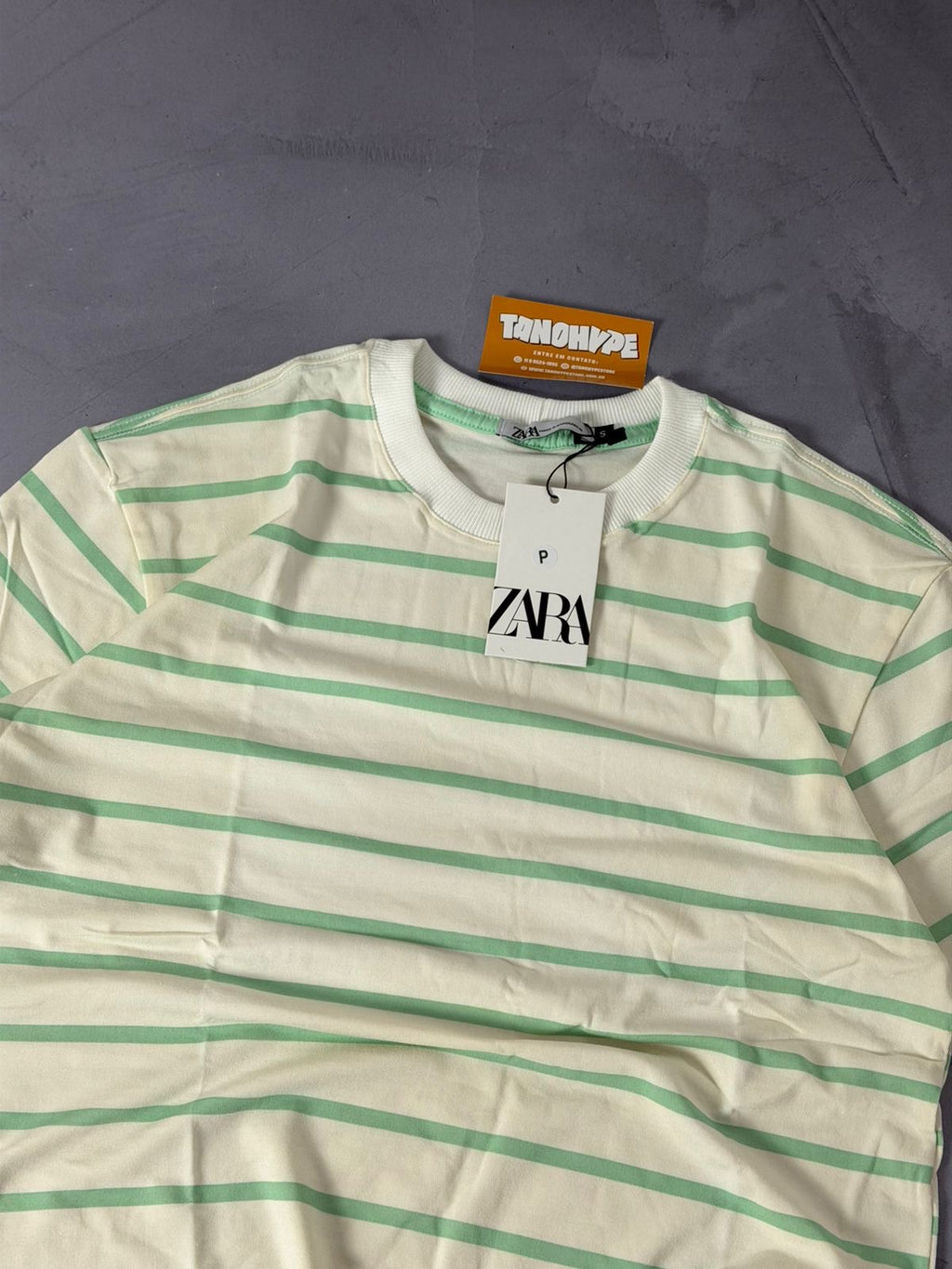 Camiseta Zara Listrada - Verde