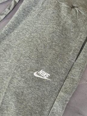 Conjunto Juvenil Moletom  + Calça Nike Club - Cinza