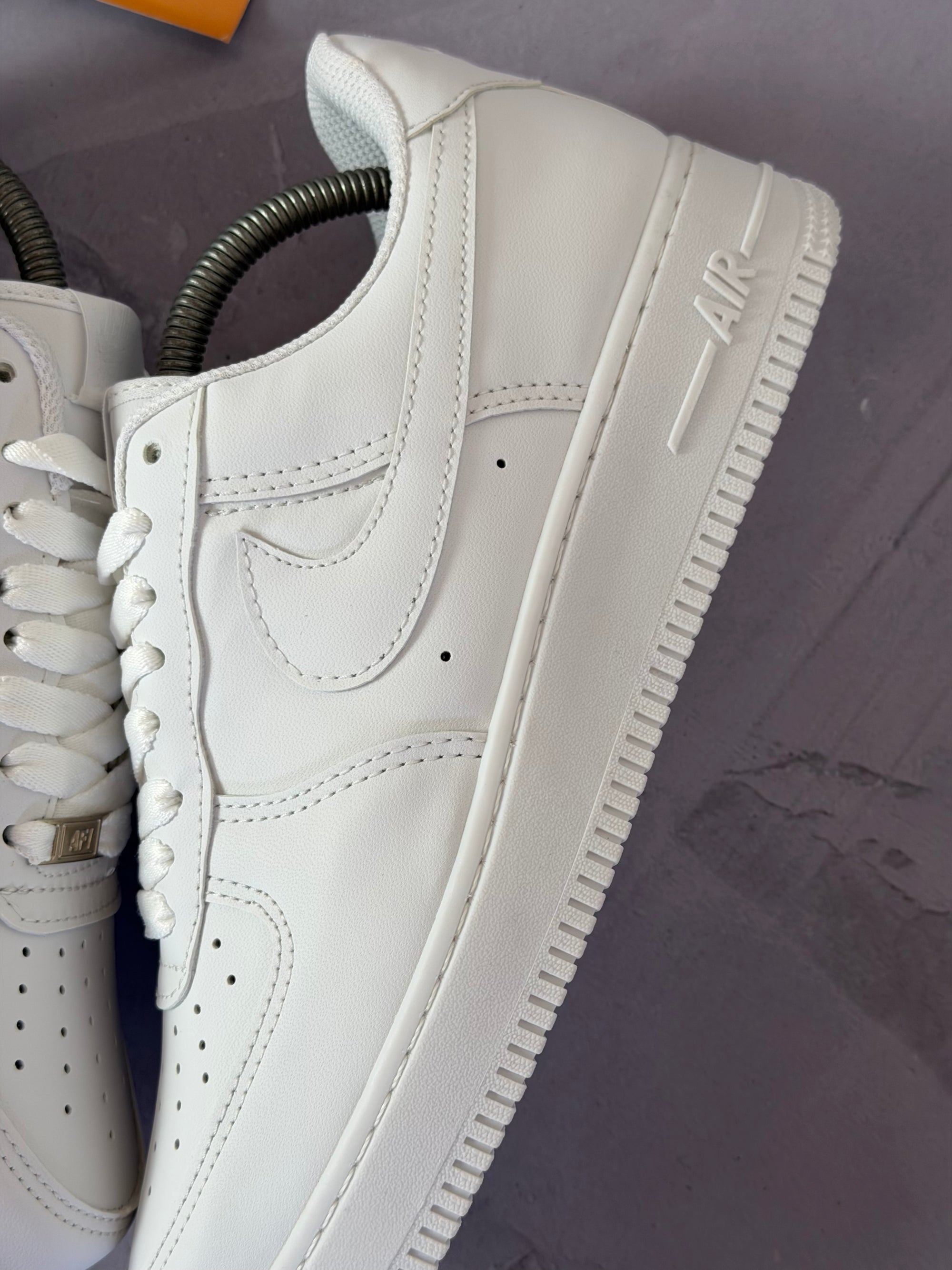 Tênis Nike Air Force 1 - Branco