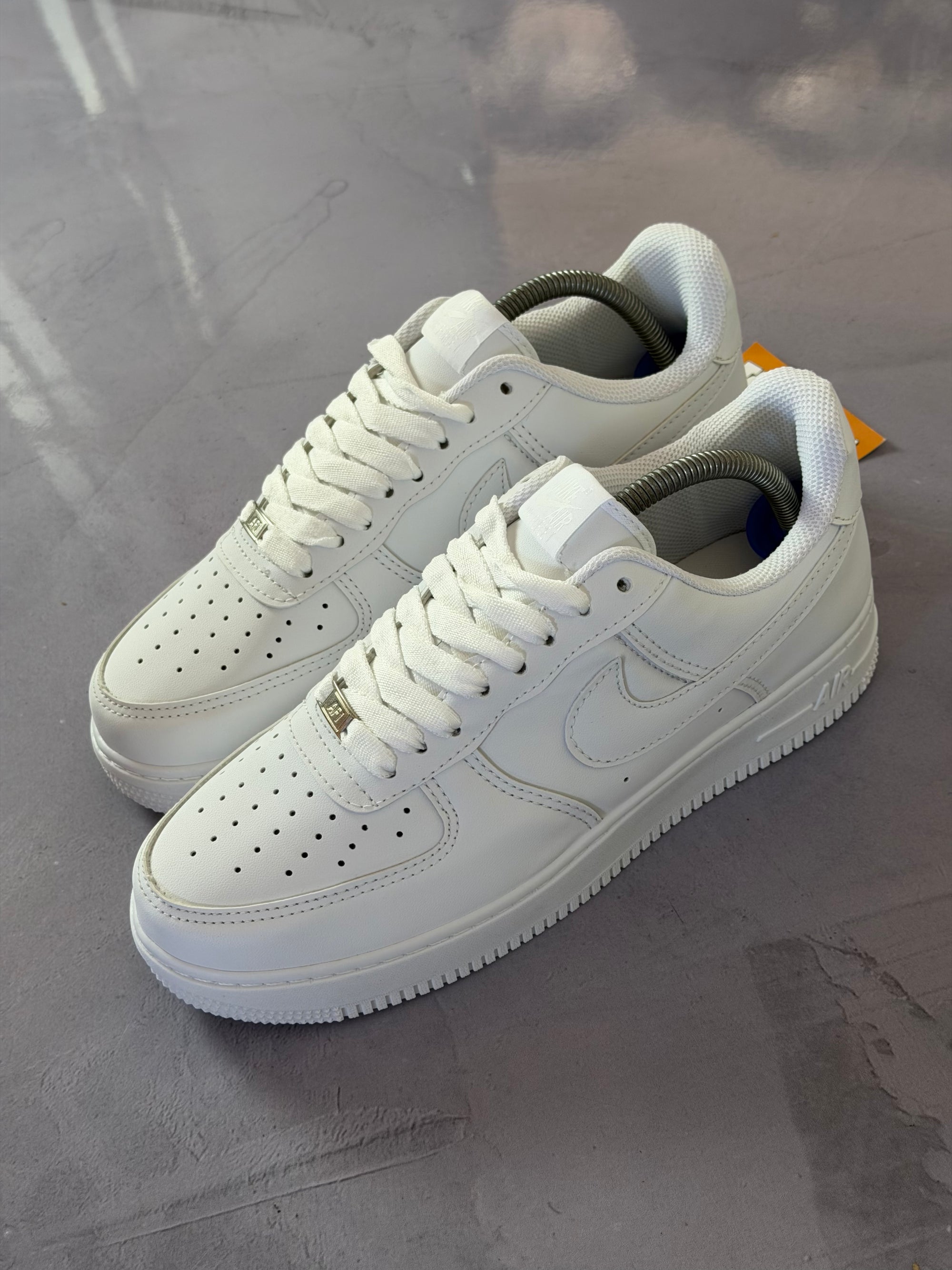 Tênis Nike Air Force 1 - Branco