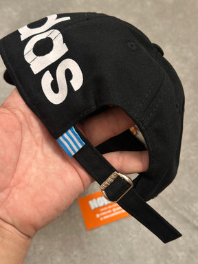 Boné Adidas Letreiro - Preto