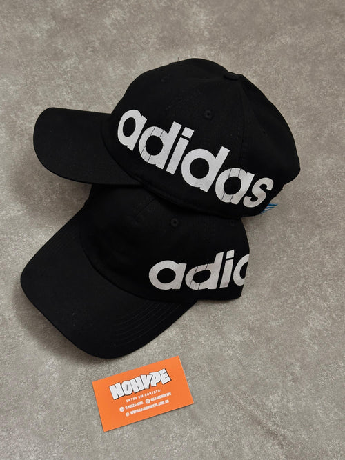 Boné Adidas Letreiro - Preto