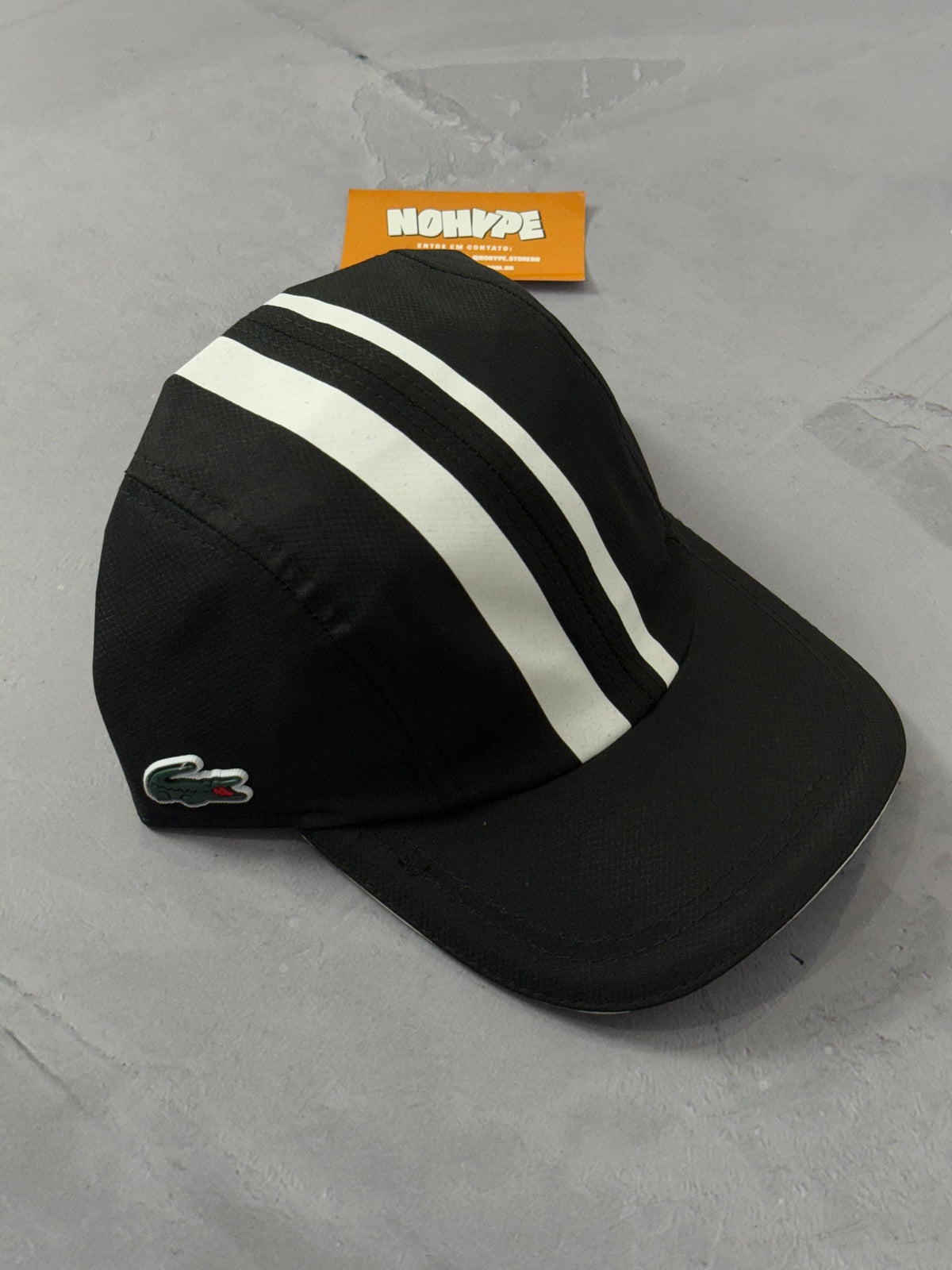 Boné Lacoste Five Panel Listras - Preto