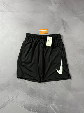 Shorts AeroDry Nike Big Swoosh - Preto