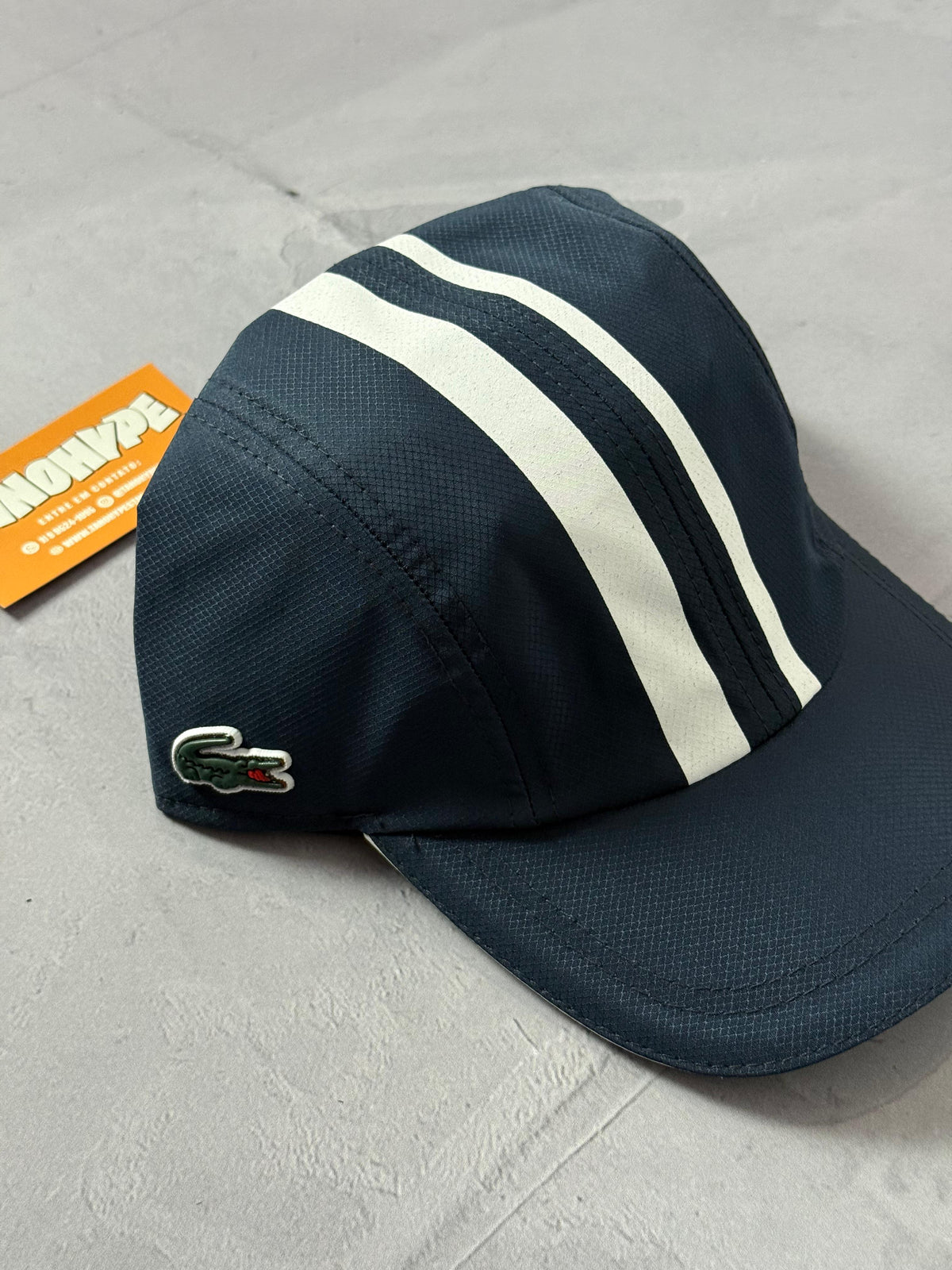 Boné Lacoste Five Panel Listras - Azul Marinho
