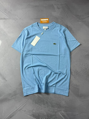 Camiseta Lacoste - Azul Bebê