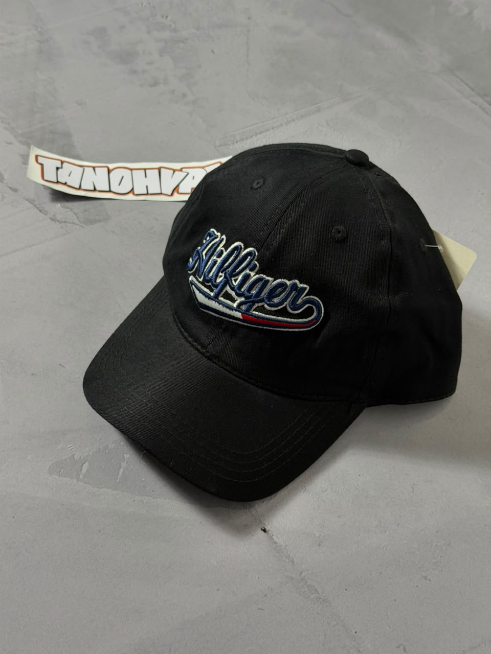 Boné Tommy Hilfiger Escrita - Preto