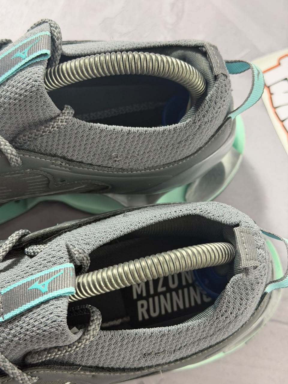 Tênis Mizuno Wave Prophecy 14 - Cinza Azul