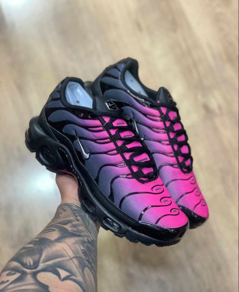Tênis Nike Air Max Plus TN - Pink Black