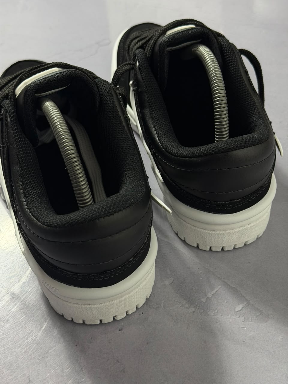 Tênis Nike Dunk Twist - Preto e Branco