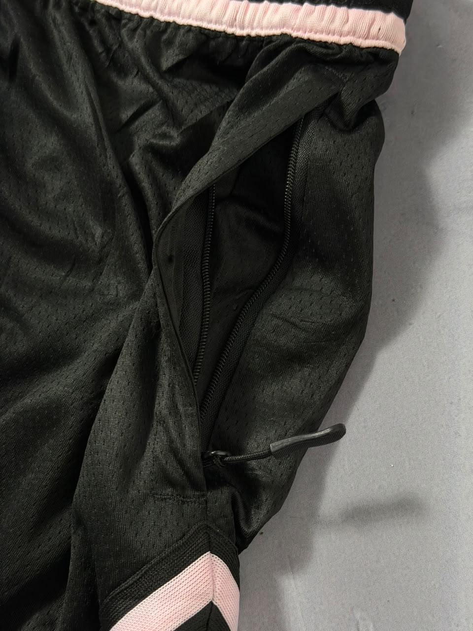 Shorts Jordan Diamond Dri Fit - Preto e Rosa