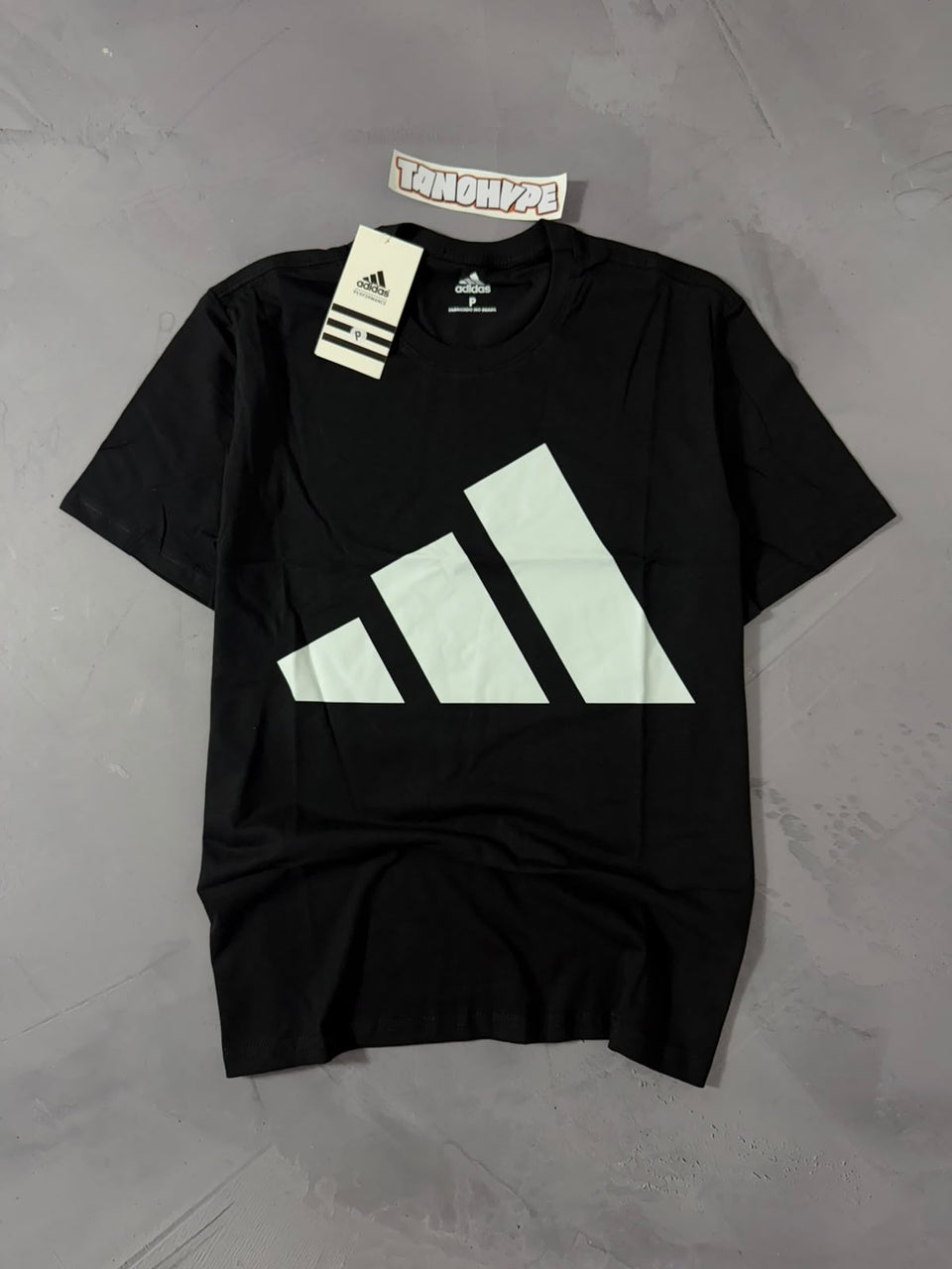 Camiseta Adidas Big Logo - Preto