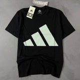 Camiseta Adidas Big Logo - Preto